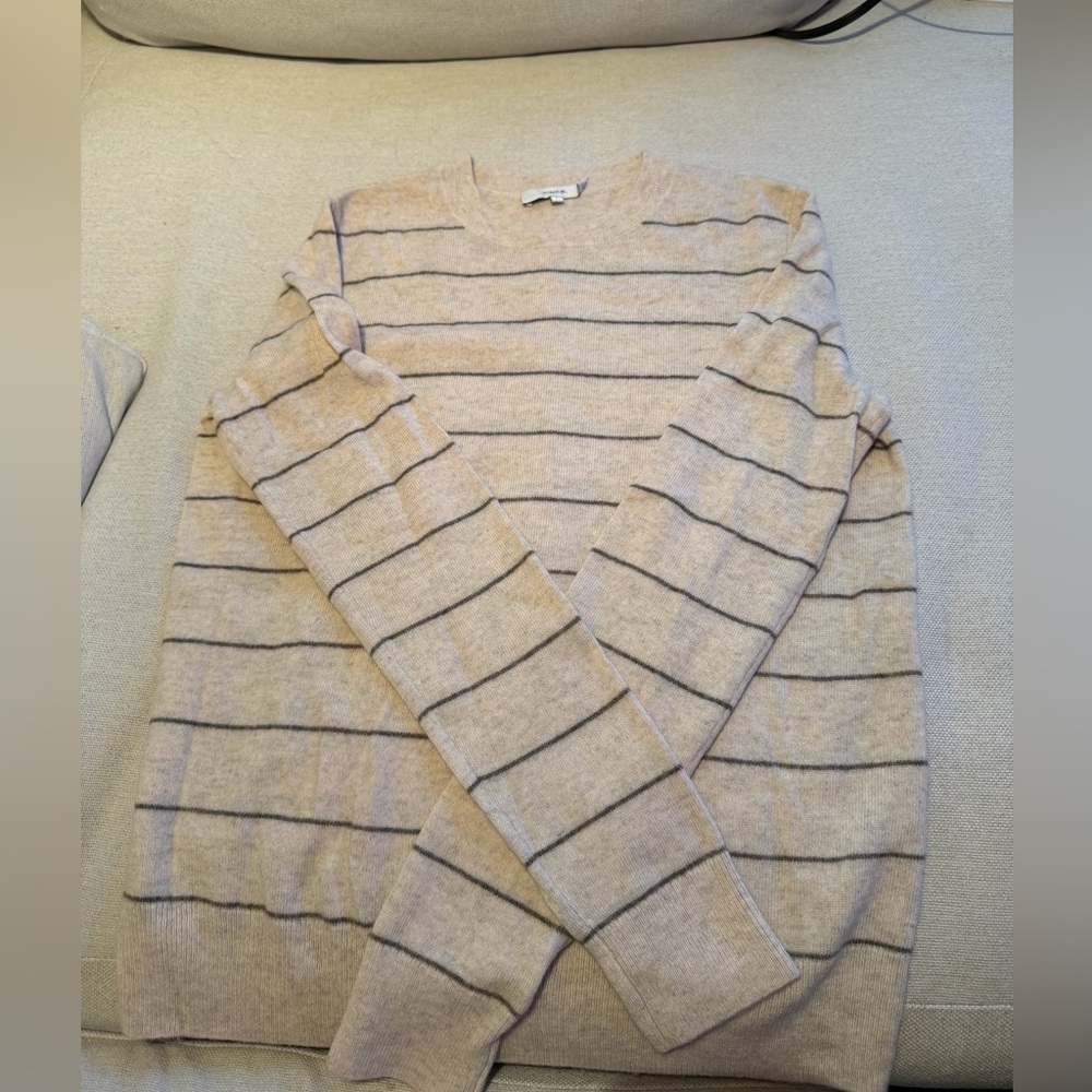 Vince Women’s Cream and Gray Knit Sweater